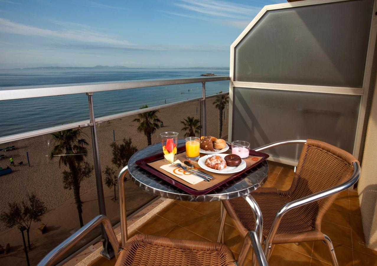 Hotel Monterrey Roses By Pierre & Vacances Exterior photo